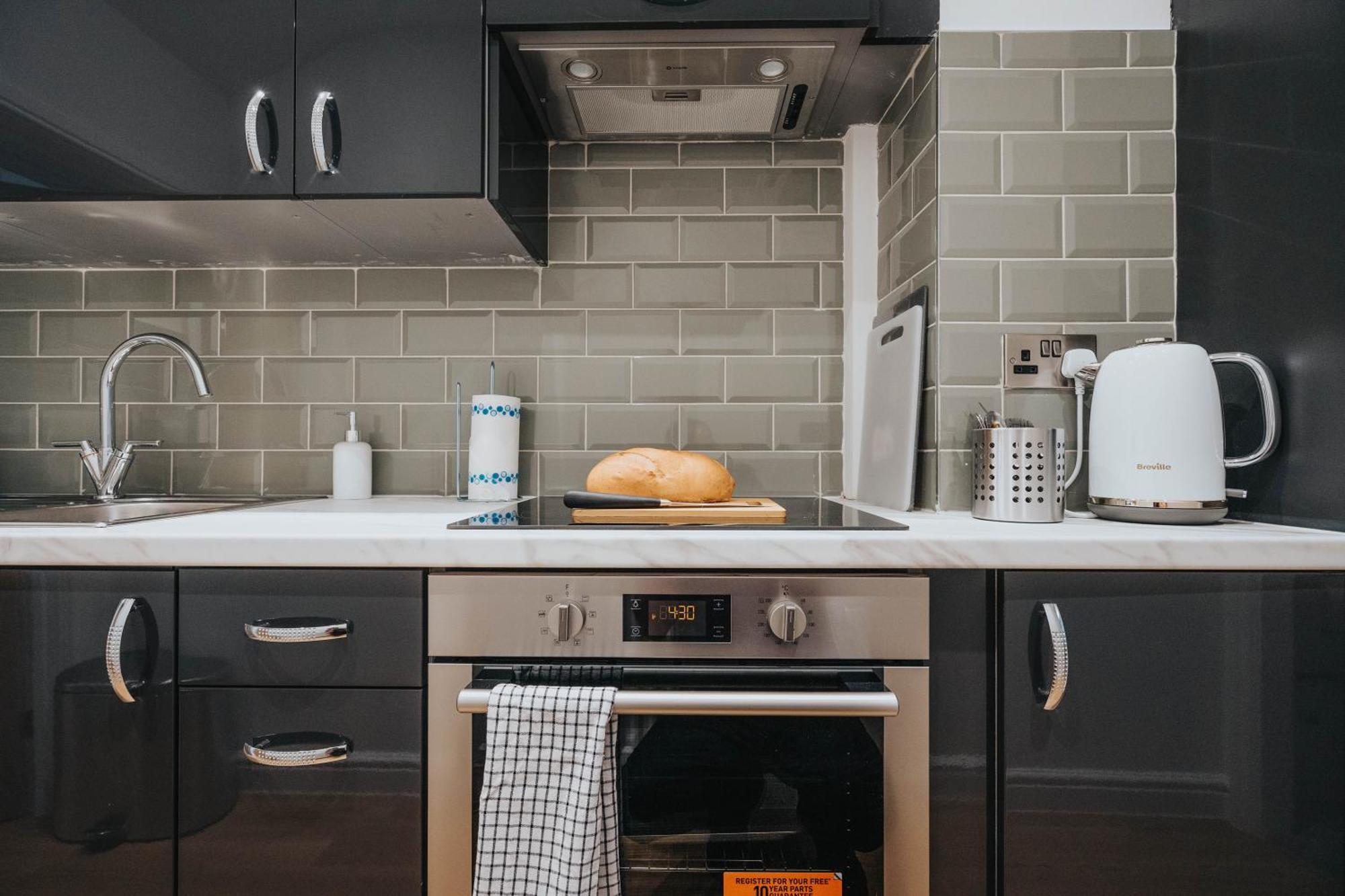 Buxton Apartment - 1 Bed, Free Parking, Wi-Fi Hazel Grove Eksteriør billede