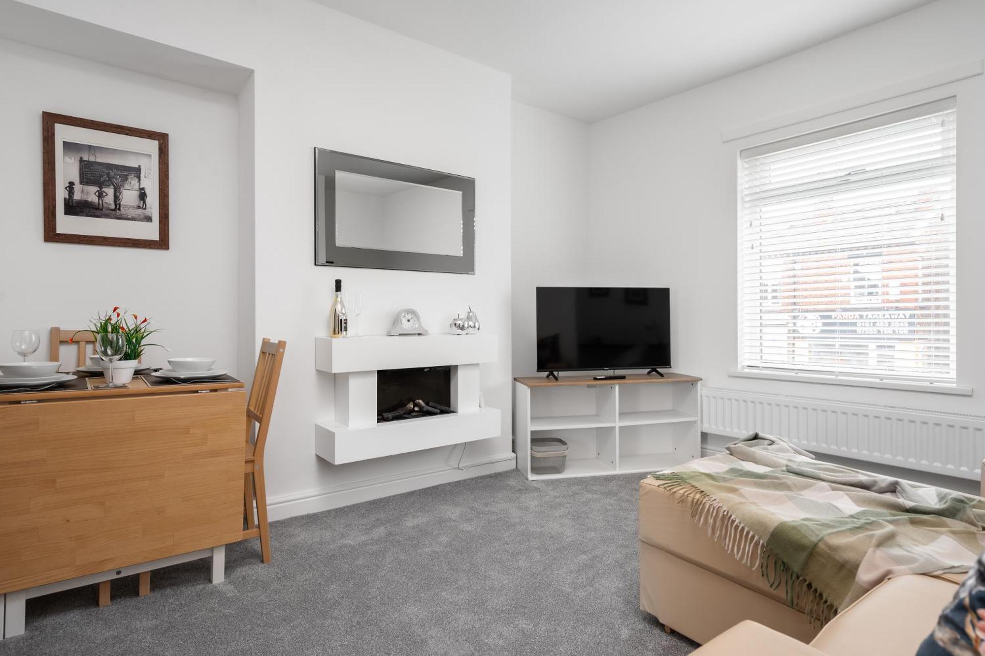 Buxton Apartment - 1 Bed, Free Parking, Wi-Fi Hazel Grove Eksteriør billede