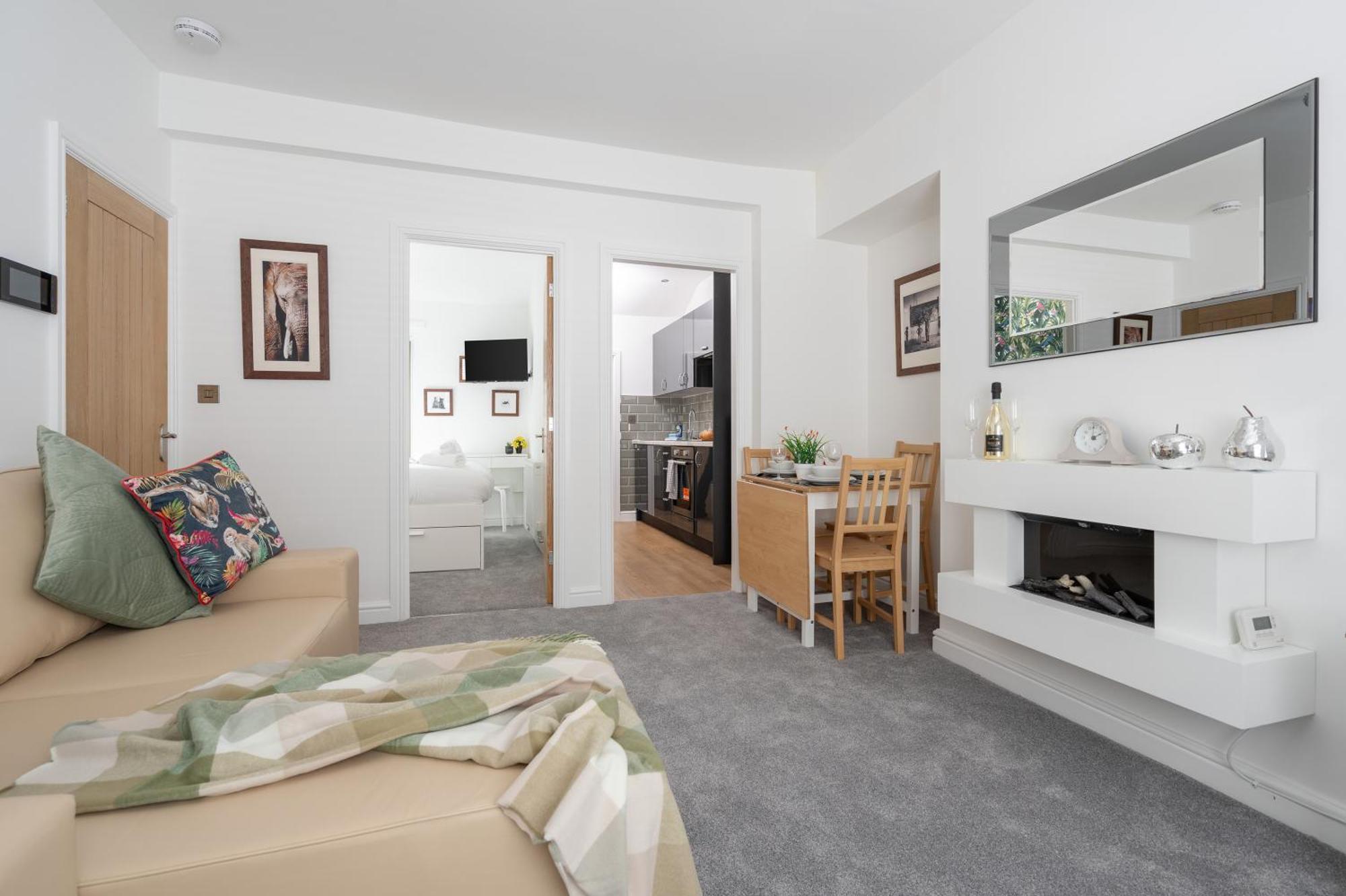 Buxton Apartment - 1 Bed, Free Parking, Wi-Fi Hazel Grove Eksteriør billede