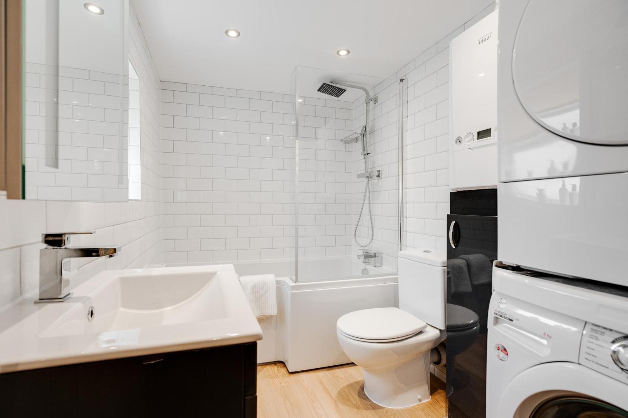 Buxton Apartment - 1 Bed, Free Parking, Wi-Fi Hazel Grove Eksteriør billede