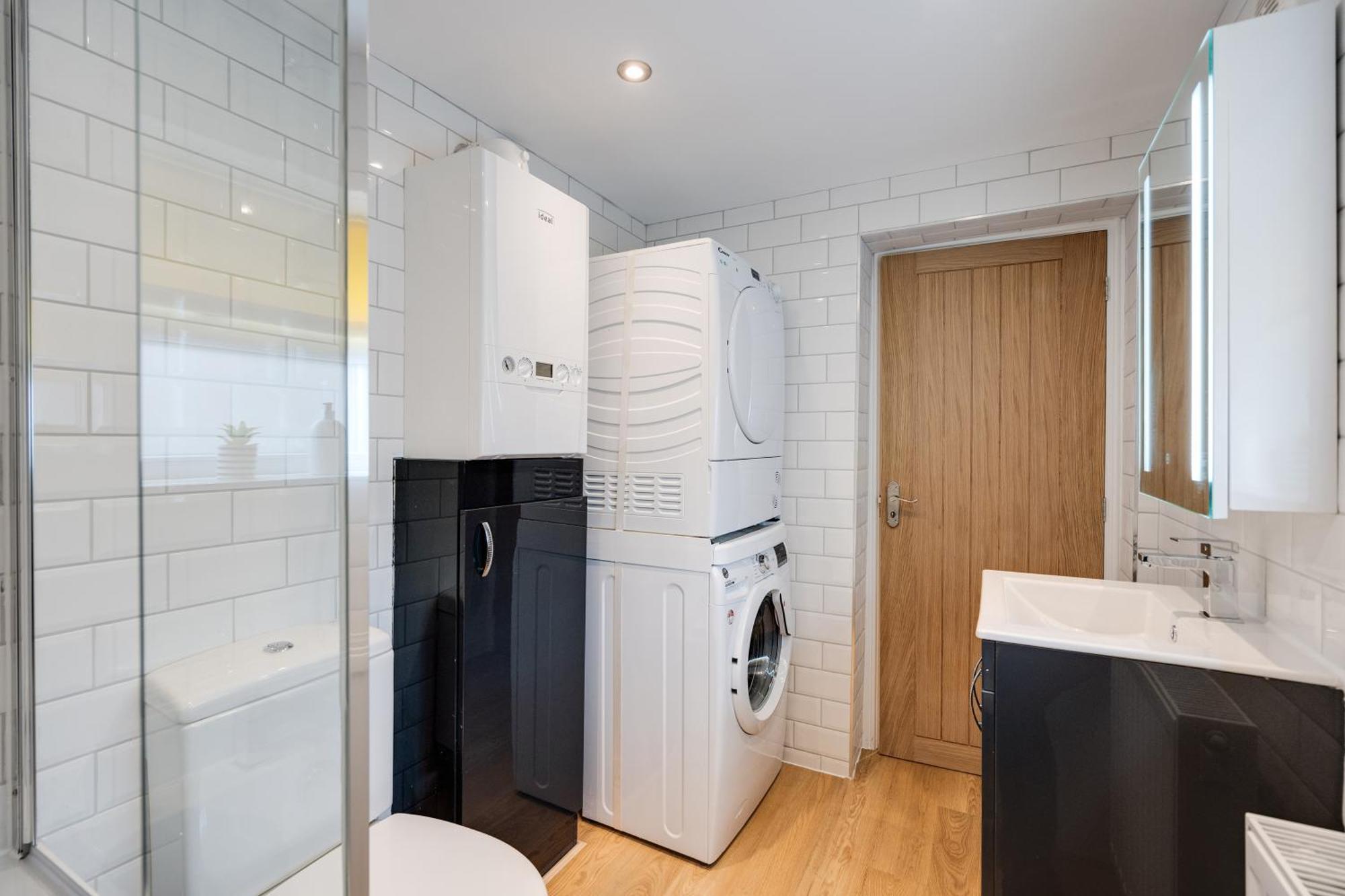 Buxton Apartment - 1 Bed, Free Parking, Wi-Fi Hazel Grove Eksteriør billede