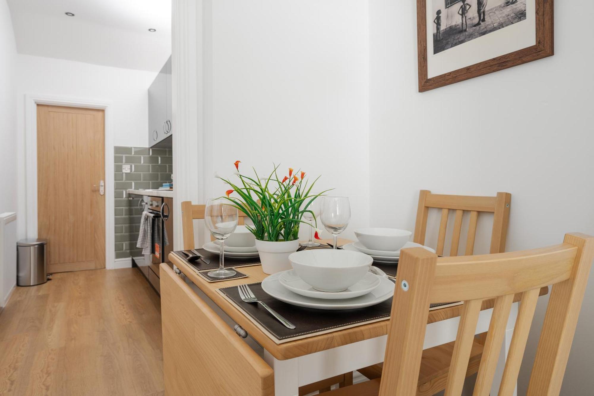 Buxton Apartment - 1 Bed, Free Parking, Wi-Fi Hazel Grove Eksteriør billede